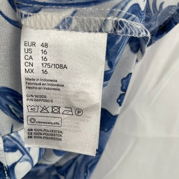 H&M Sheer Button Down Sleeveless Blouse - Picture 9 of 10